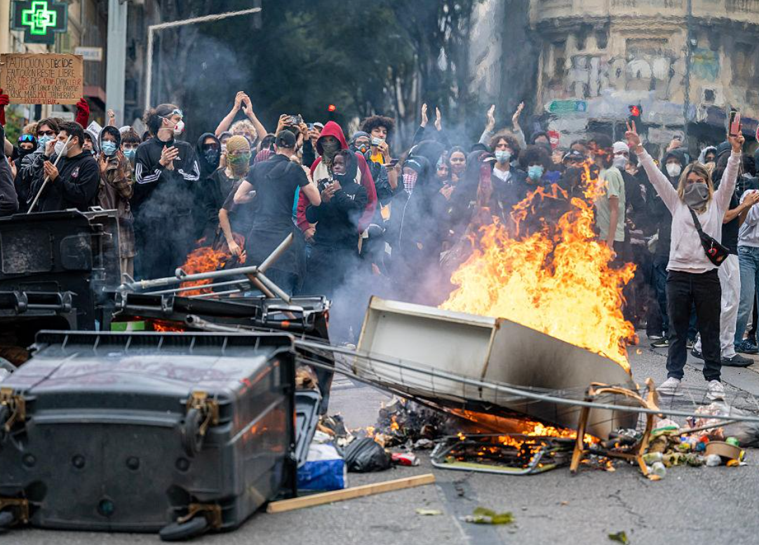 Franța zguduită de un nou val de proteste - partea a III-a