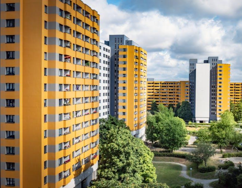 Berlinul pregătește preluarea a 160.000 de locuințe private